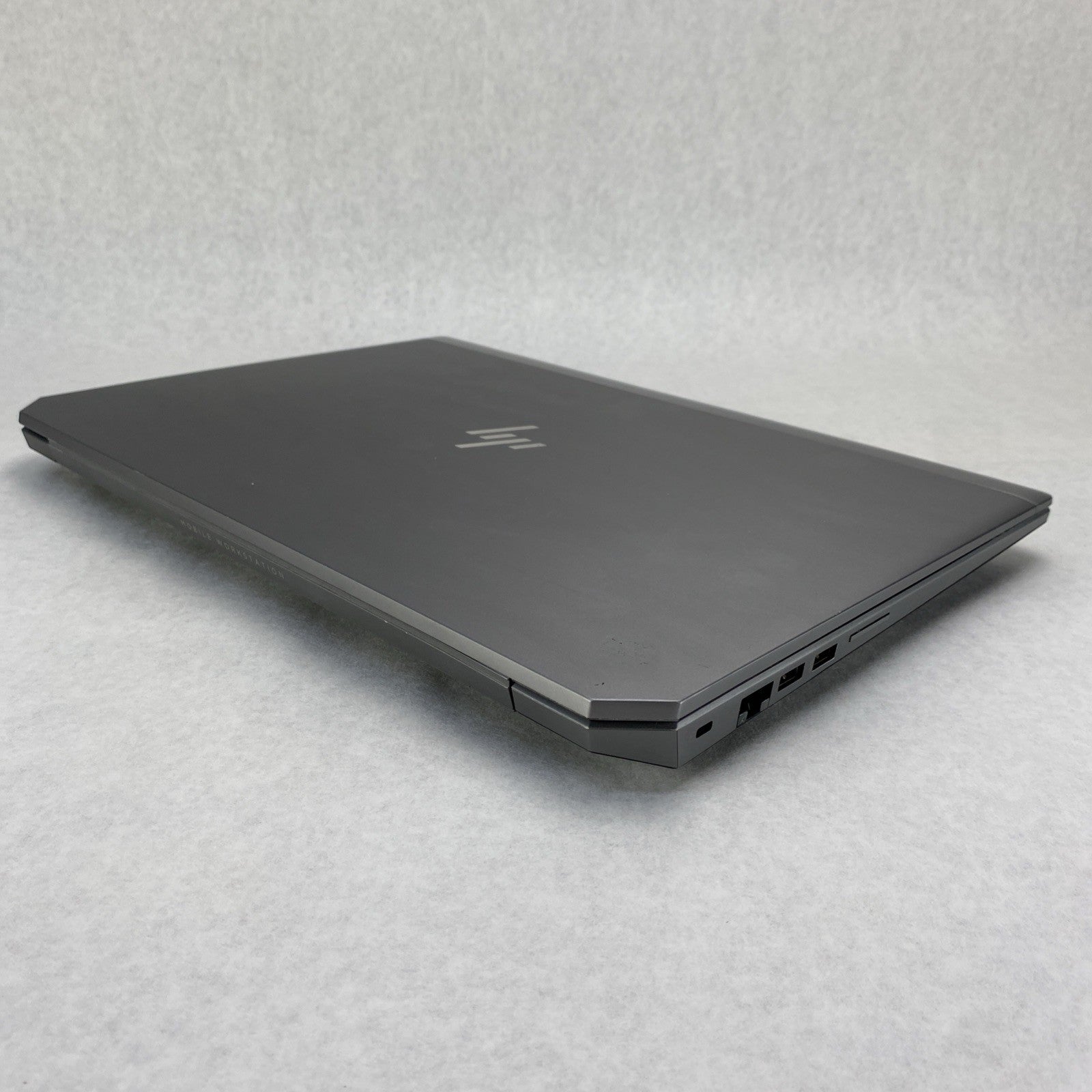 HP ZBook 15 G6 Intel Core i7-9750H 2.60 GHz 16 GB RAM 15.6" No HDD No OS