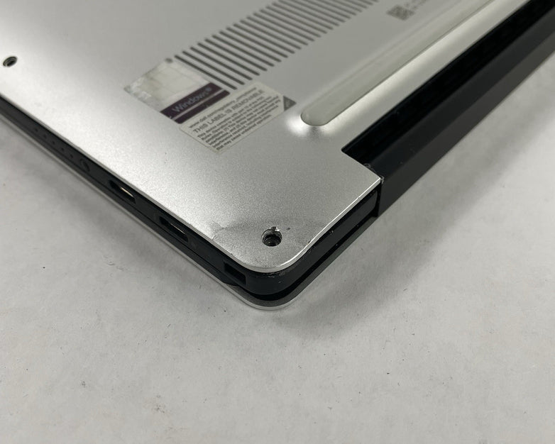 Dell XPS 13 9380 13.3" i7-8565U 1.80GHz 16GB RAM No SSD No OS No Batt Bad Corner