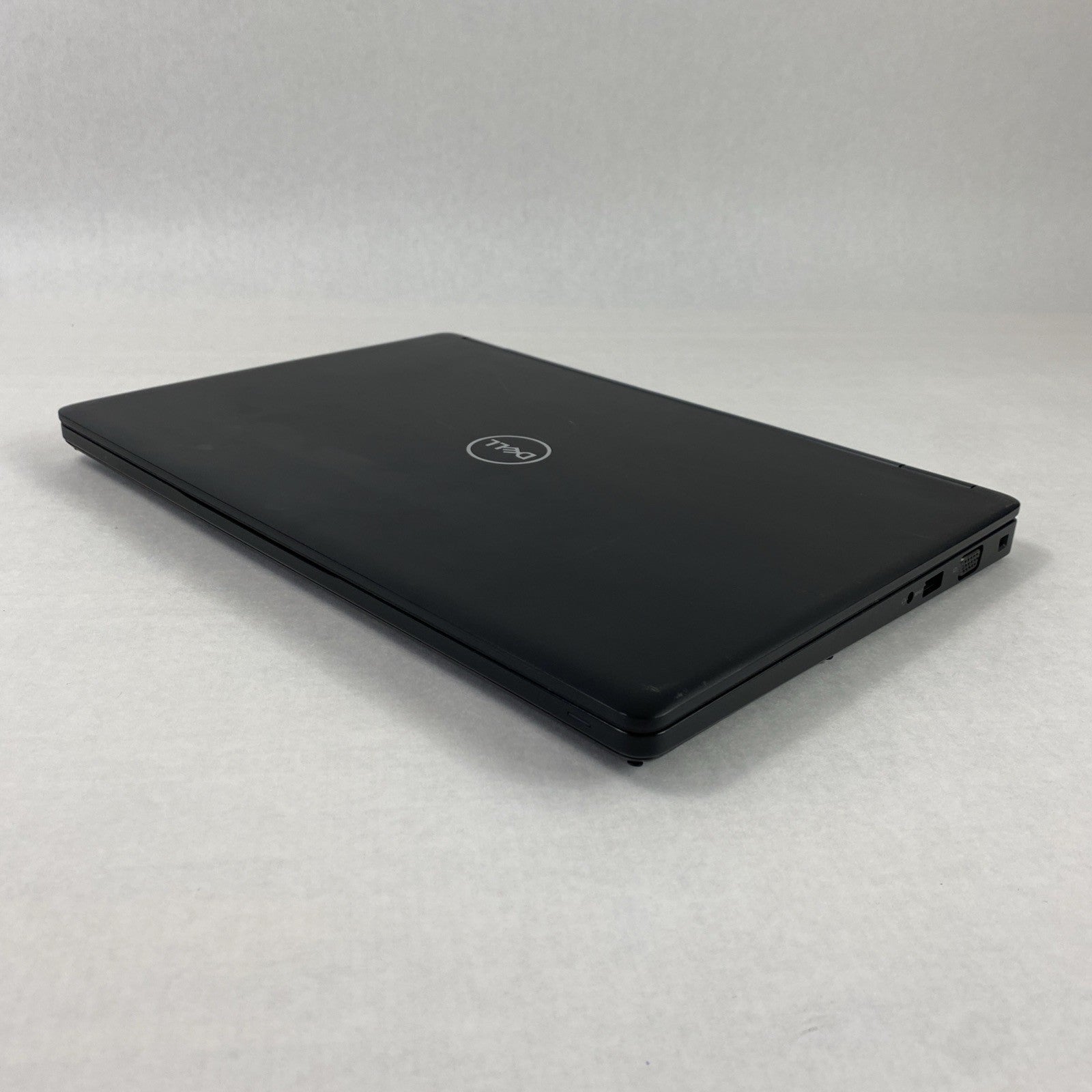 Dell Latitude 5490 Core i3-8130U 2.20 GHz 8 GB RAM 14" No HDD No OS