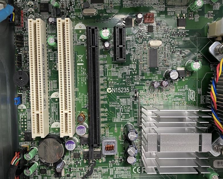 Acer Veriton M275 MT Pentium Dual-Core E6700 3.2GHz 3GB RAM No HDD No OS