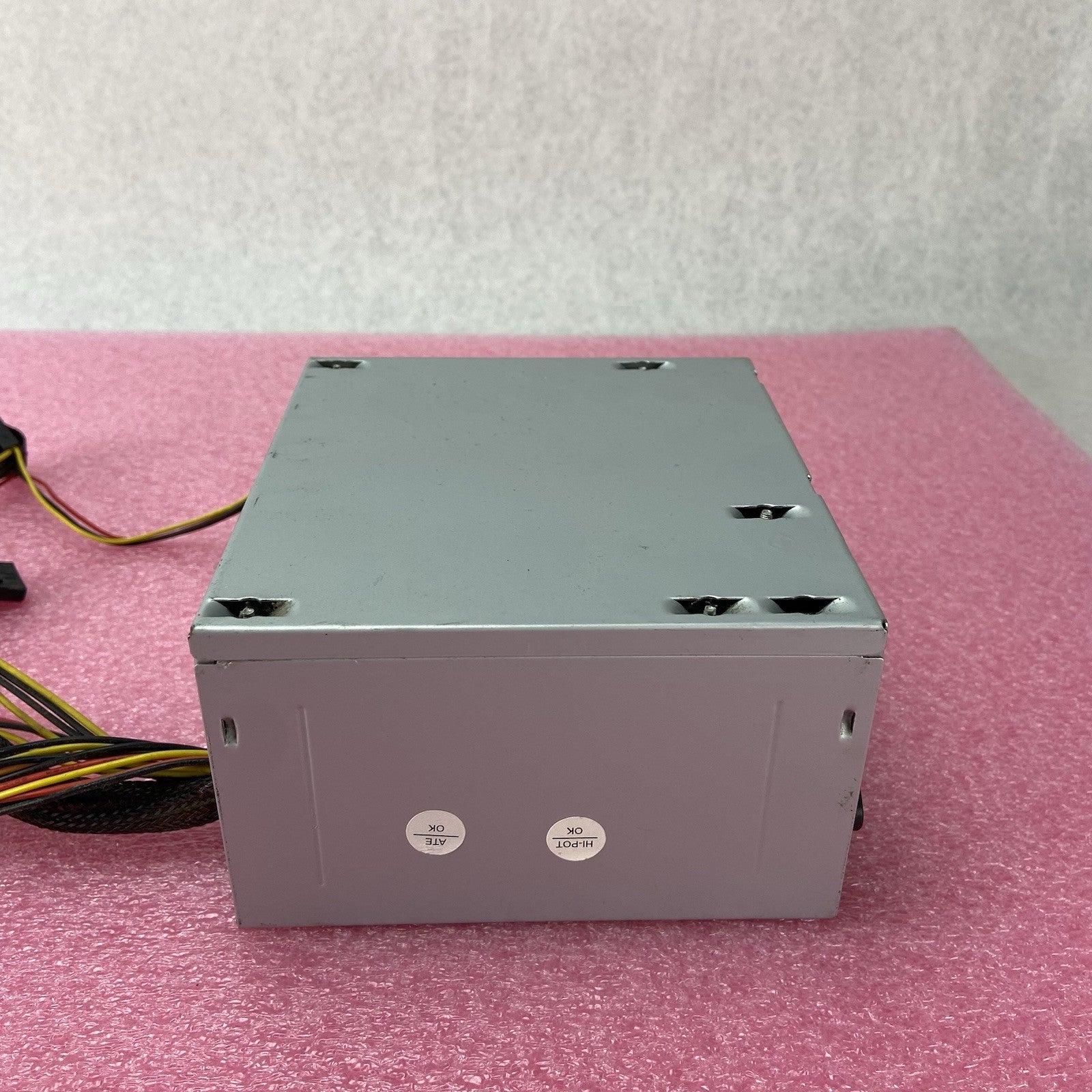 COOLMAX Technology V-400 400W Power Supply No PCIe Adaptor2