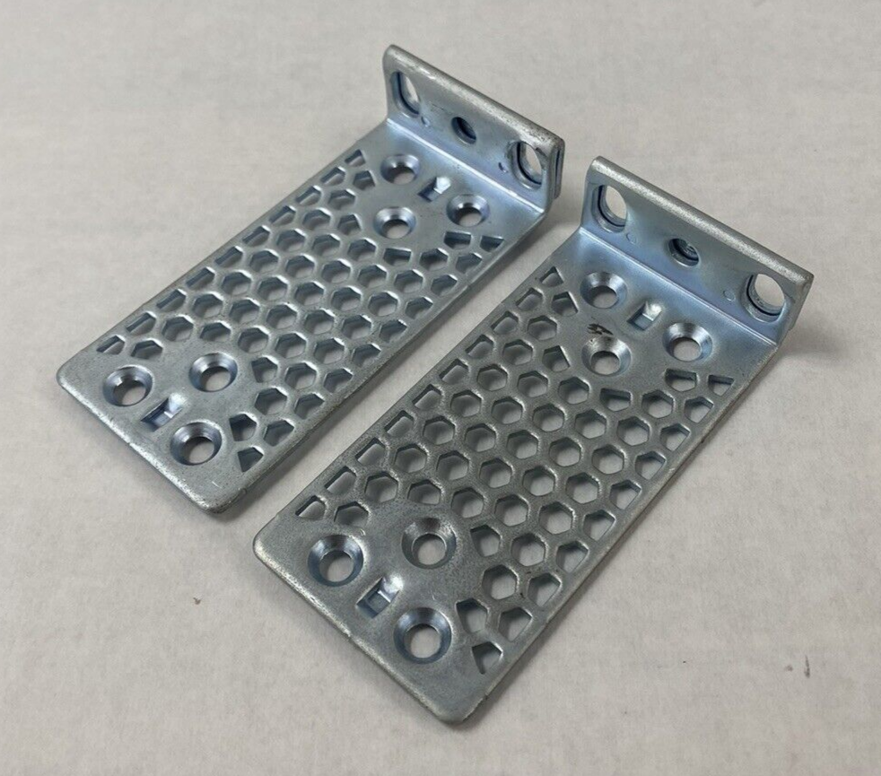 Cisco Rack Mount Server Ears Kit No Screws