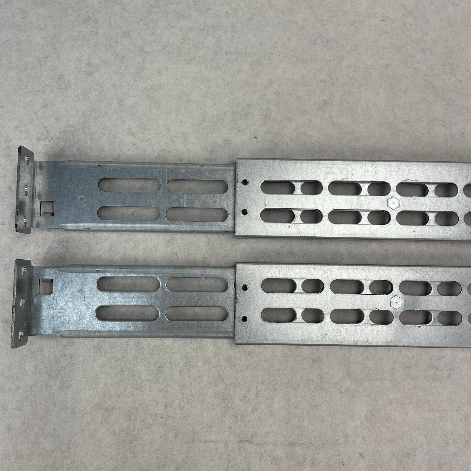 Dell SonicWall 1U Rack Mount Rails 411-000238-50 411-000241-501