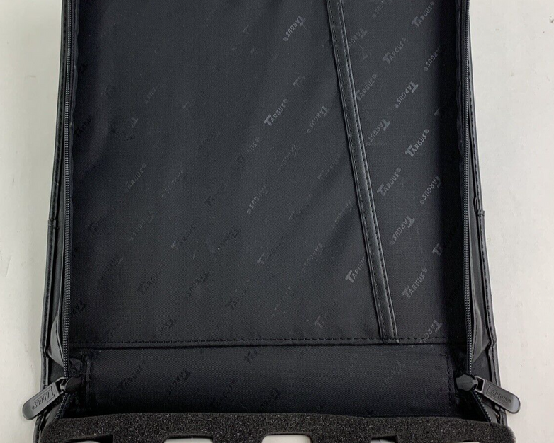 TARGUS PA031U Travel Connection Kit World Pack Power and Adapters Missing One
