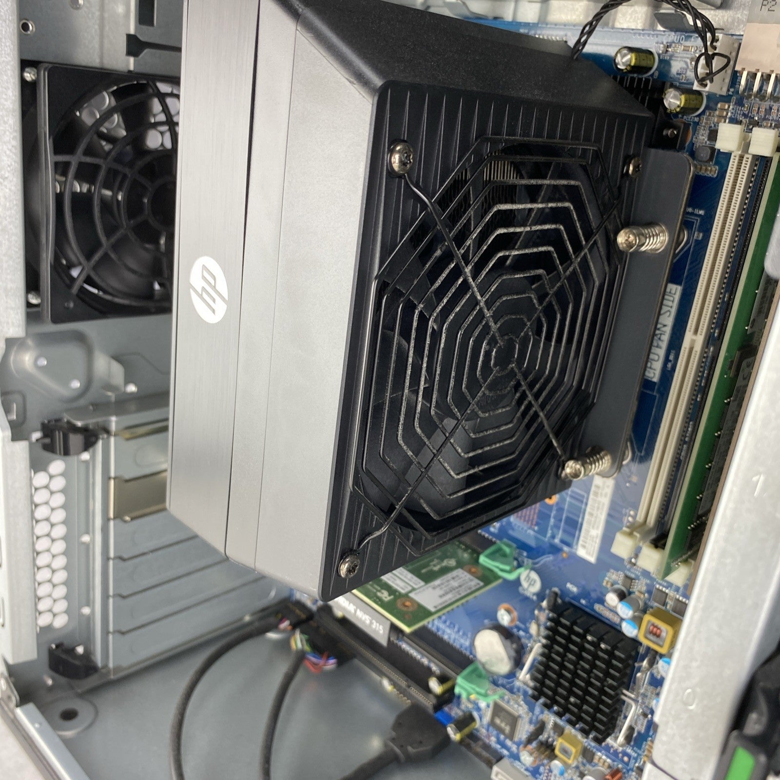 HP Z440 Workstation Xeon E5-1620v4 3.50GHz 16GB RAM NVIDIA NVS 315 No HDD No OS