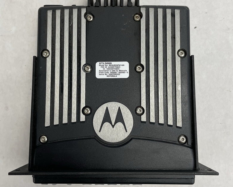 Motorola XTL 5000 M20URS9PW1AN 700/800 MHz Mobile Radio – Untested