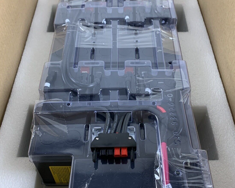 IBM 00FP798 8/11KVA Battery Box Opened Old Stock MFG 02/2022 Recharge 11/2022