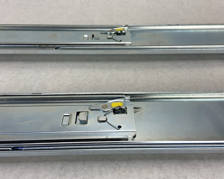 Supermicro Universal Inner + Outer 2U, 3U Rev B Yellow Rack Rail Set Kit 27"
