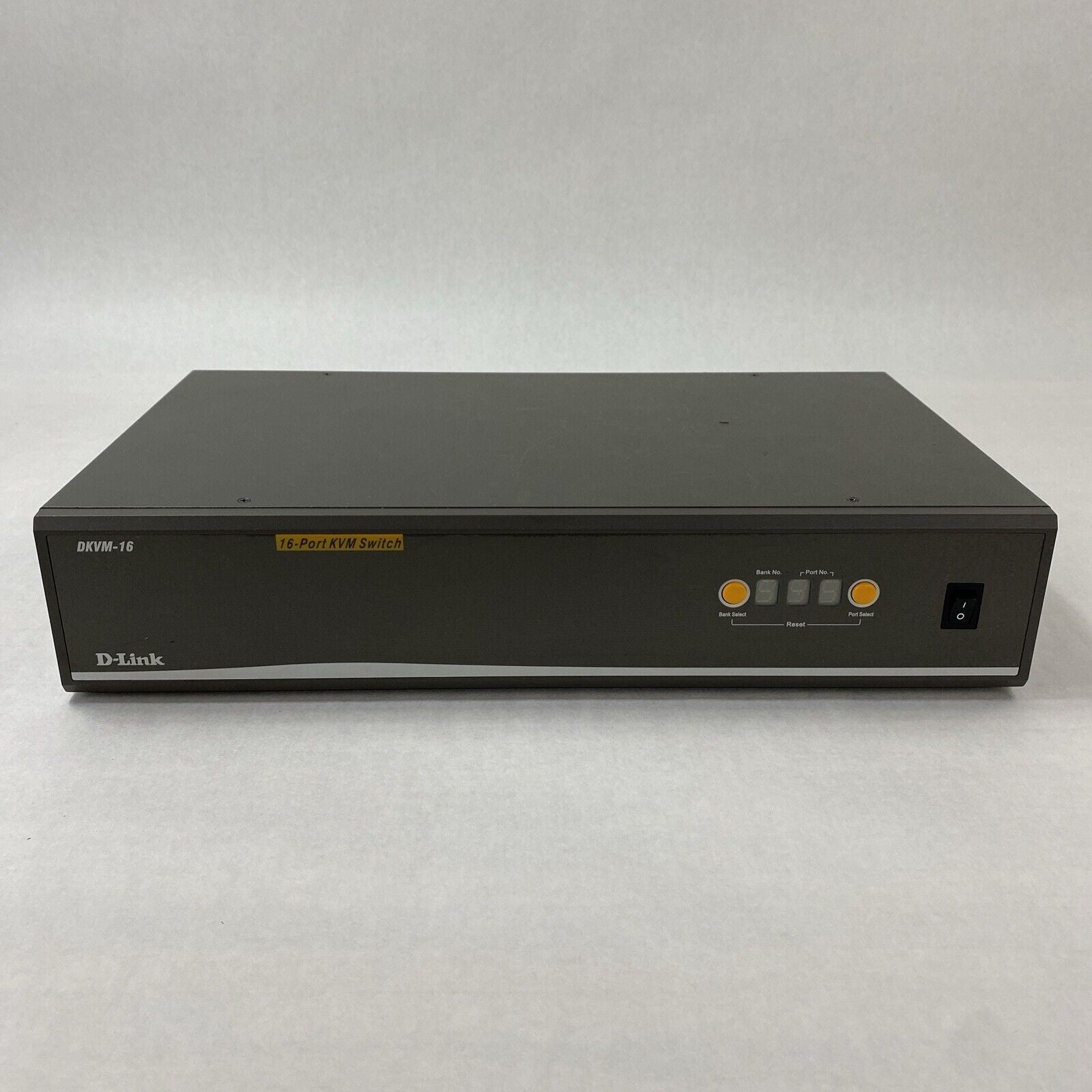 D-Link DKVM-16 PS/2 16-Port KVM Keyboard Video Mouse Switch