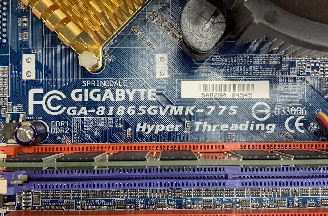 Gigabyte 81865GVMK-775 Motherboard Intel Pentium 4 3GHz 1GB RAM w/Shield