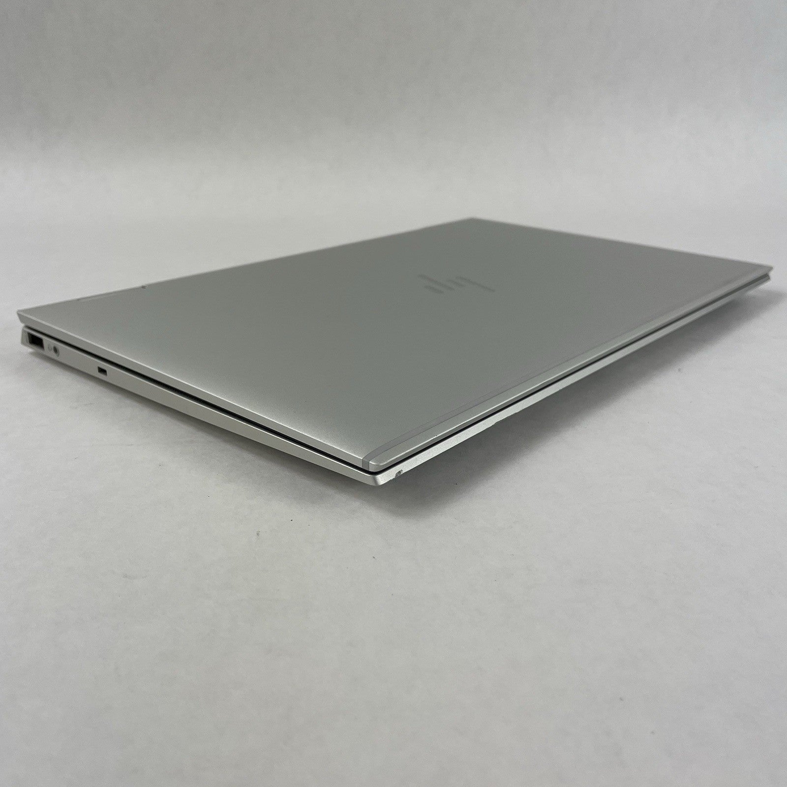 HP EliteBook x360 1040 G7 14" i5-10210U 1.60 GHz 8 GB RAM No OS/SSD/AC9