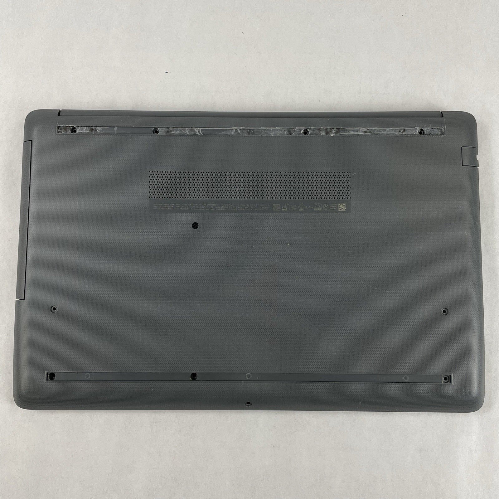 HP 15-da0046nr 15.6" i3-7020U 2.30 GHz 8 GB RAM No SSD No OS No AC12