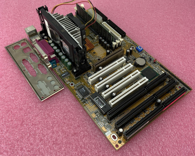 Gigabyte GA-6BXC Motherboard Intel Pentium III 500MHz 128MB RAM w/Shield
