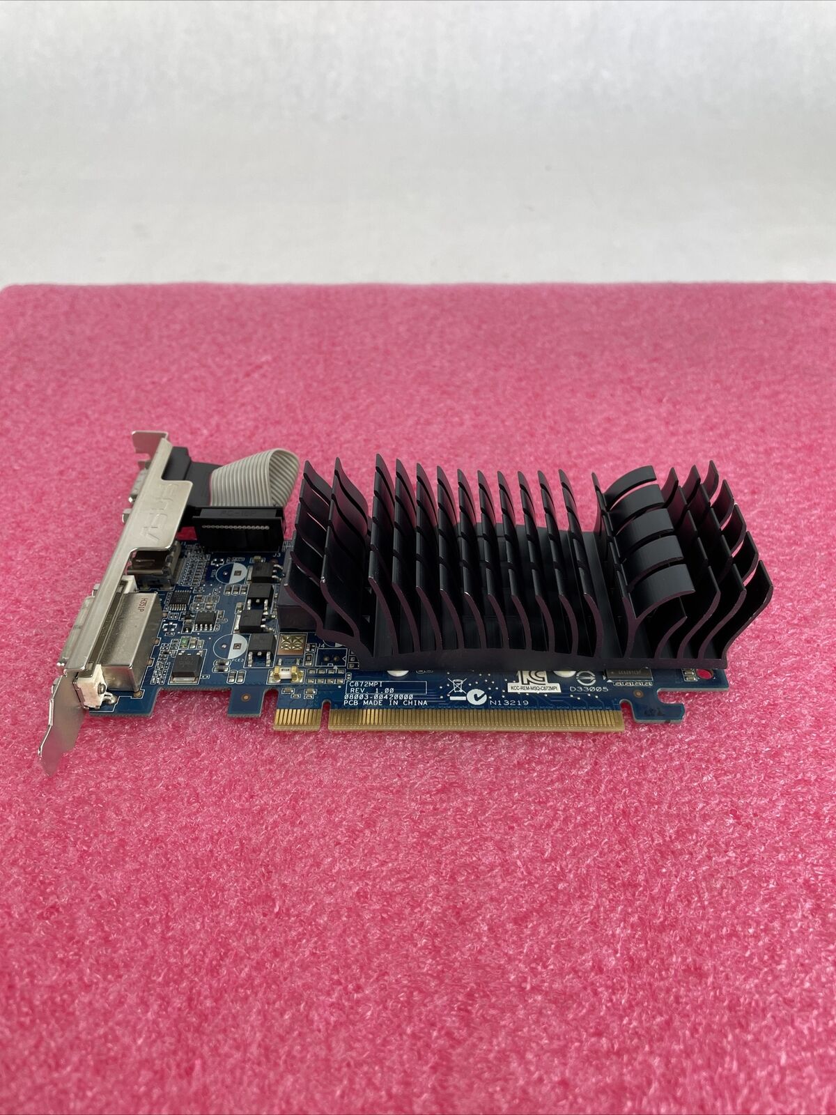 ASUS EN210 Silent/DI/1GD3-V2(LP) PCIe Graphics Card