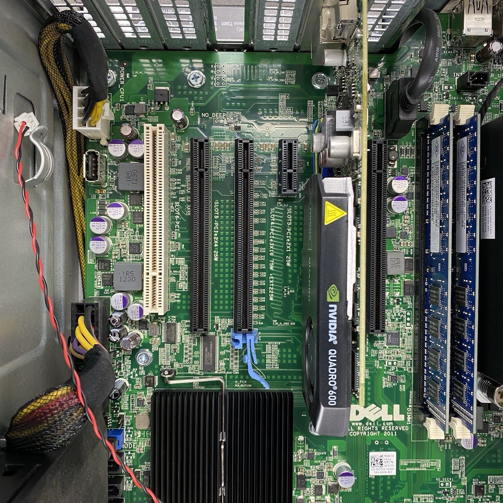 Dell Precision T3600 MT Xeon E5-1620 3.60GHz 8GB RAM No HDD No OS