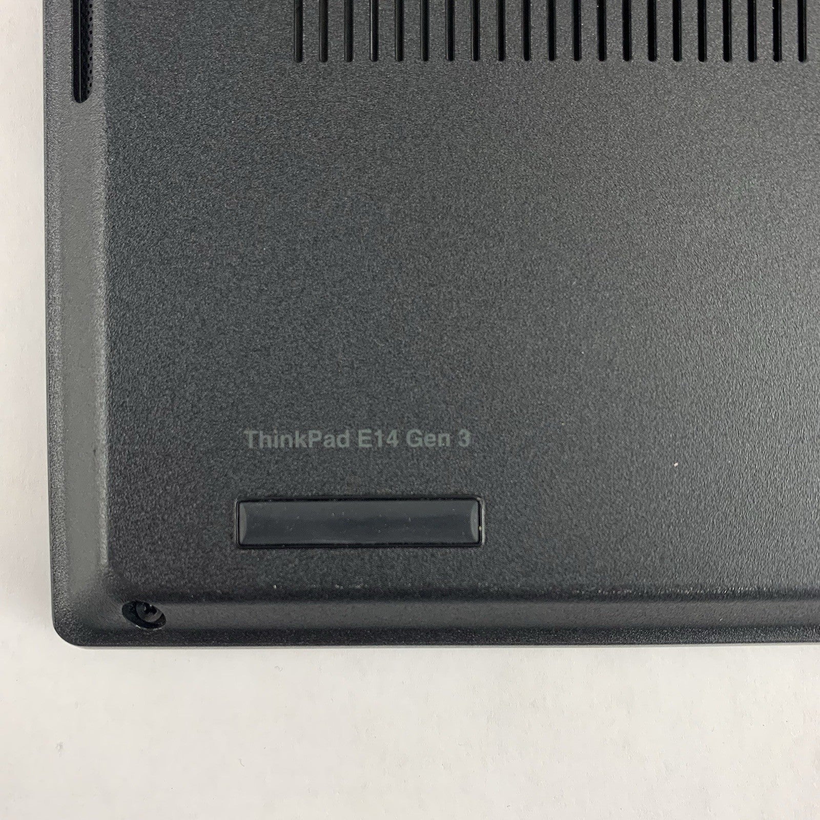 Lenovo ThinkPad E14 Gen 3 14" Ryzen 5 5500U 2.1Ghz 8 GB Ram No OS/HDD/AC Scratch9