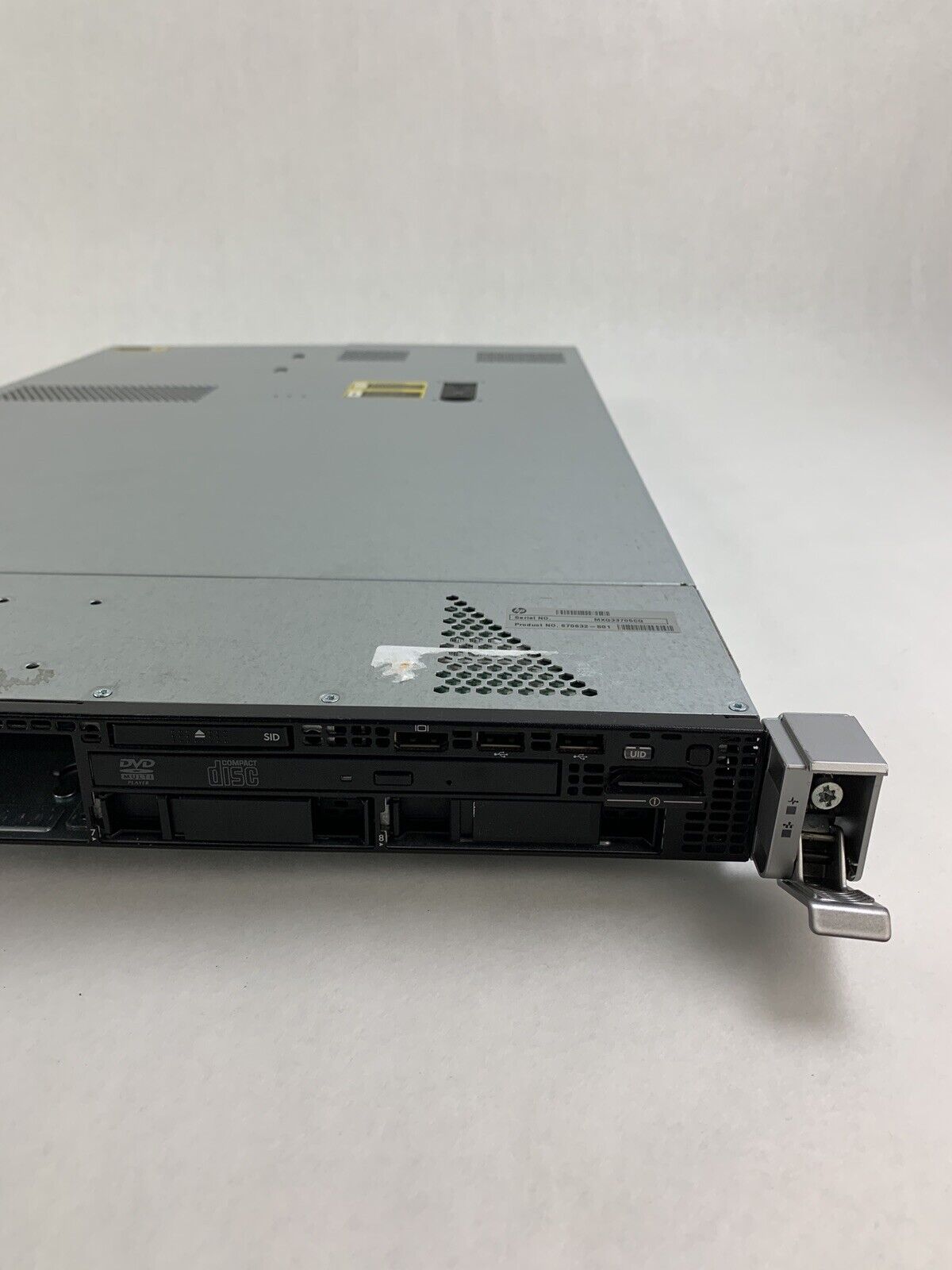 HP ProLiant DL360p Gen8 Xeon E5-2609 V2 2.5 GHz 8 GB RAM No OS No HDD P440ar