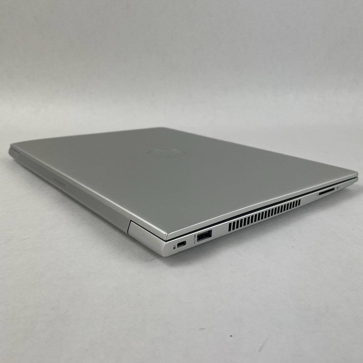 HP mt22 14" Celeron 5205U 1.90 GHz 8 GB RAM No SSD/OS/AC11