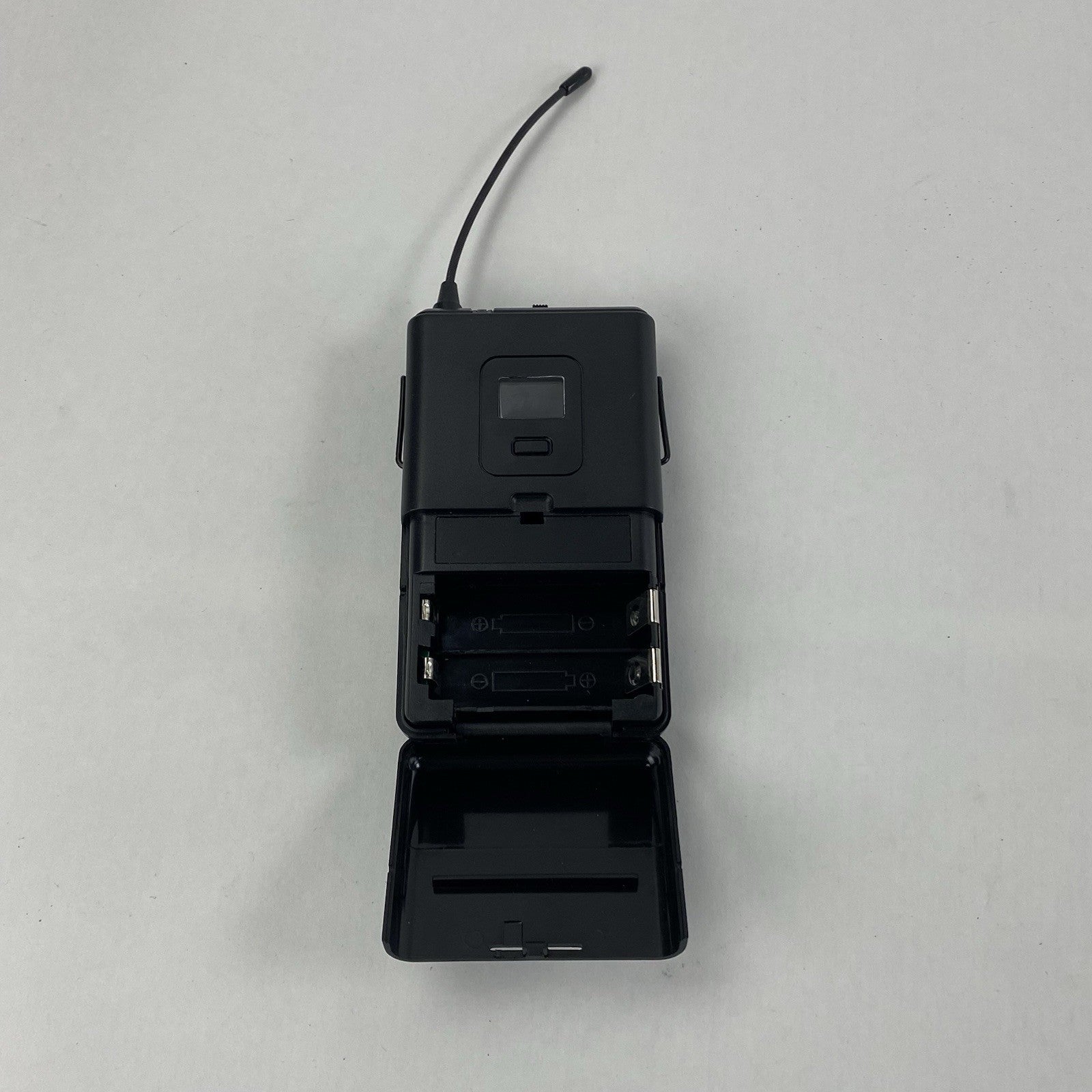 Musysic UHF Bodypack transmitter No Microphone Lot of 34