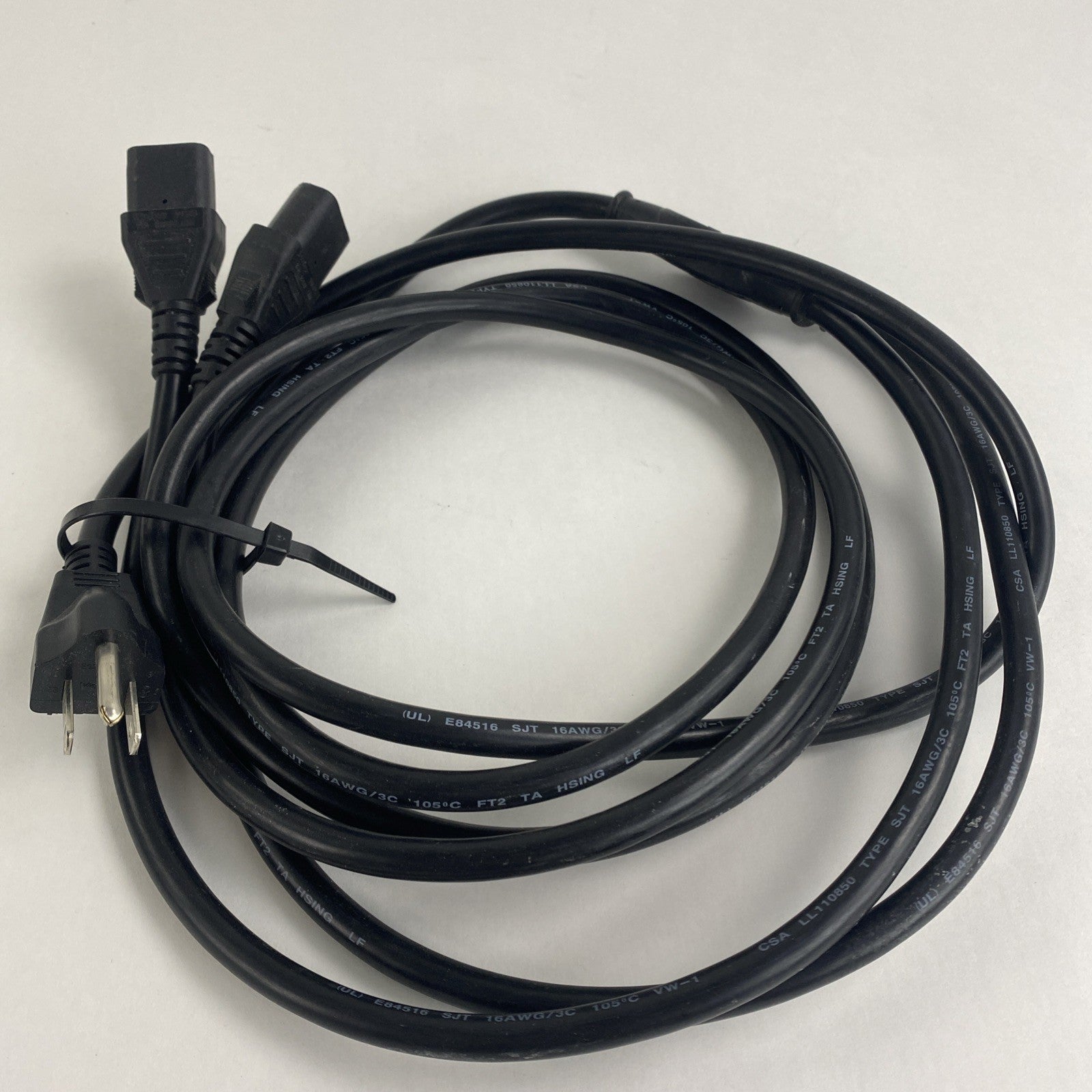 Volex E84516 Duo Cord Mix Lot w/ Volex LL2126 Power Cords Lot of 35