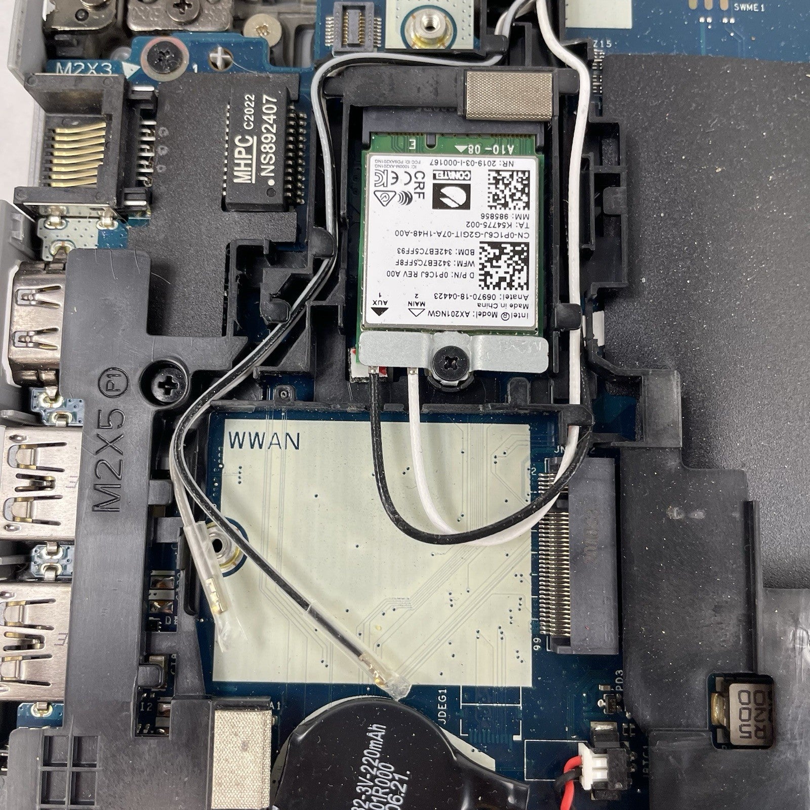 Dell Latitude 5510 15.6" i5-10210U 1.6GHz 8GB RAM No SSD/OS/AC/Batt - Bad Bottom21