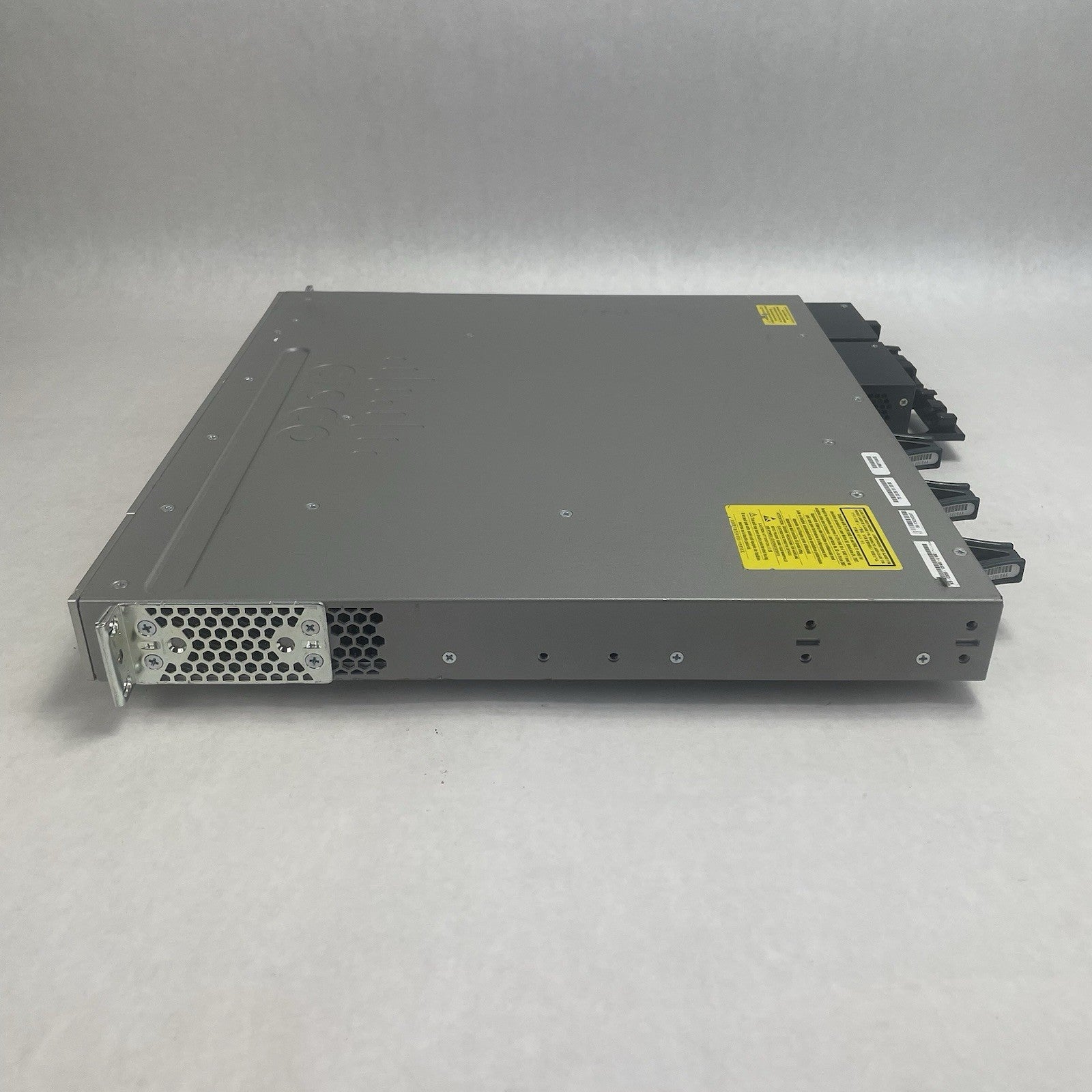 Cisco WS-C3850-48P-S 48 V02 Port Switch 2x 1100W PSU Tested & Reset10