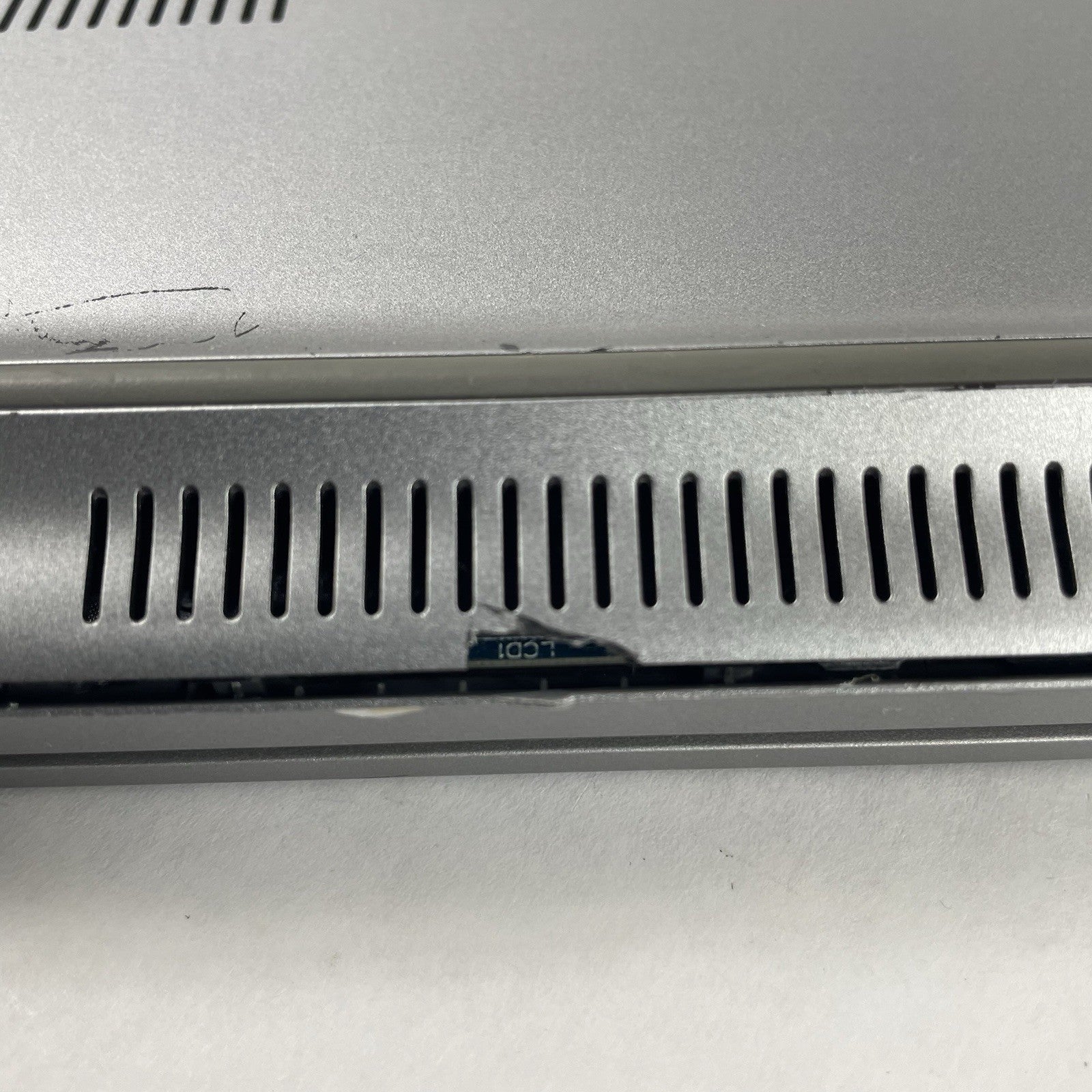 Dell Latitude 5520 15.6" i5-1135G7 2.40 GHz 8 GB RAM No SSD/OS/AC/Batt - READ18