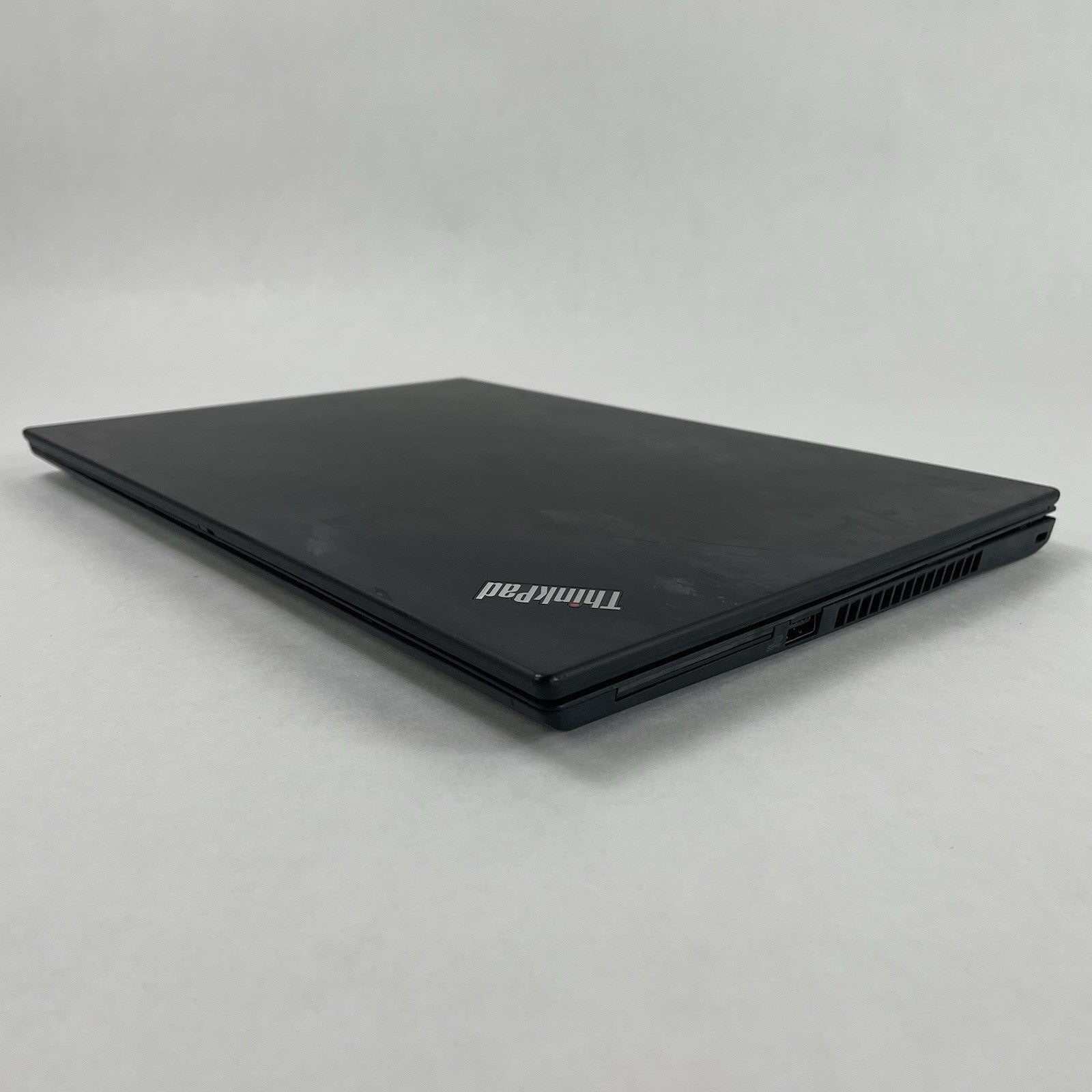 Lenovo ThinkPad T14 Gen2i 14" i5-1145G7 2.60GHz 16GB RAM No SSD/OS/AC-Bad Bottom8
