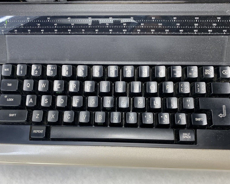 Panasonic KX-E7000 Electric Typewriter Tested