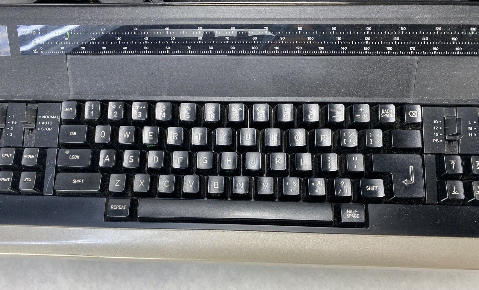 Panasonic KX-E7000 Electric Typewriter Tested