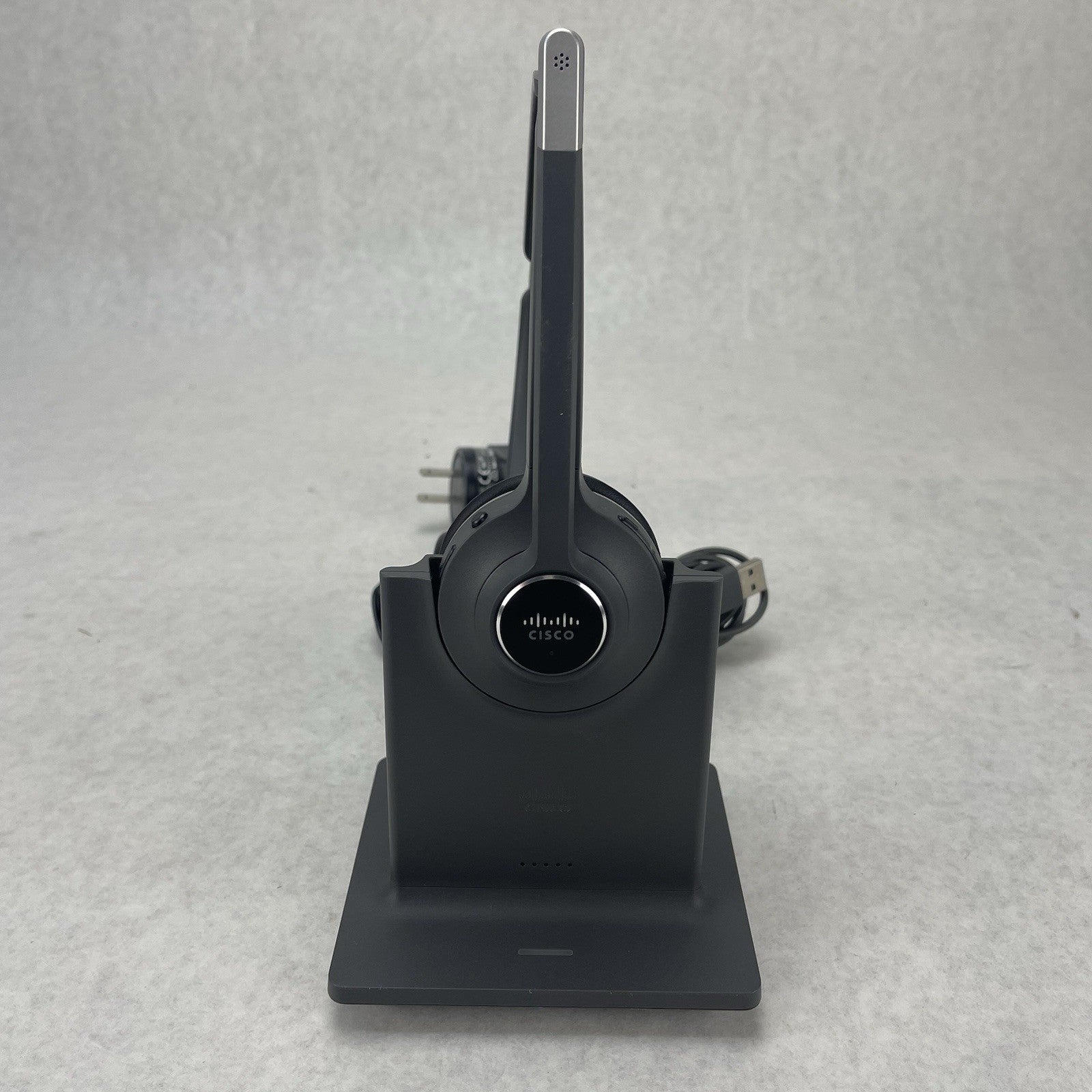 Cisco 562 CP-HS-WL-562-S-US V09 Wireless Dual Headset w/Standard Base Station2