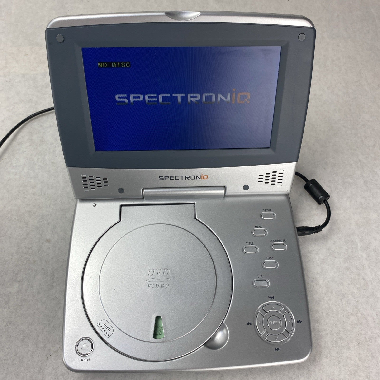SpectroniQ PDV-700 Portable DVD Player 7" LCD With Travel Case - No Battery3