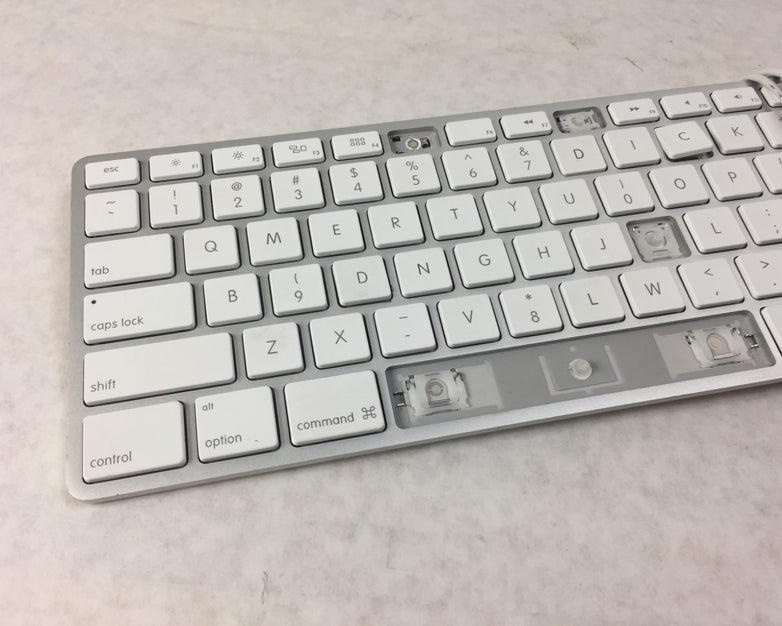 Apple A1243 MB110LL/A Wired Keyboard, Numeric Keypad A1243 Parts/Repair Lot (15)