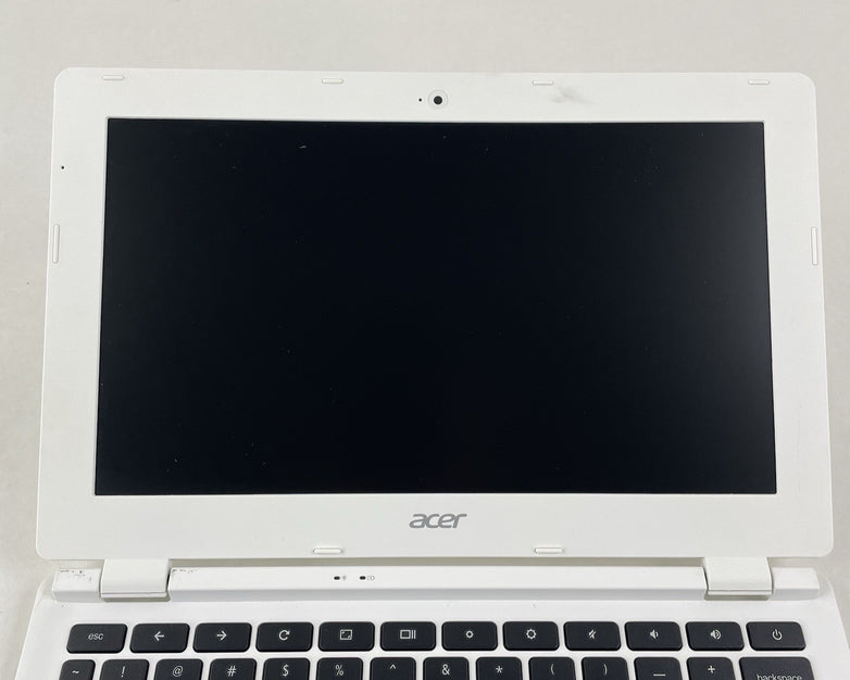 Acer CBS-111 11.6" Celeron N2840 2.16 GHz 2 GB RAM 16 GB HDD No AC