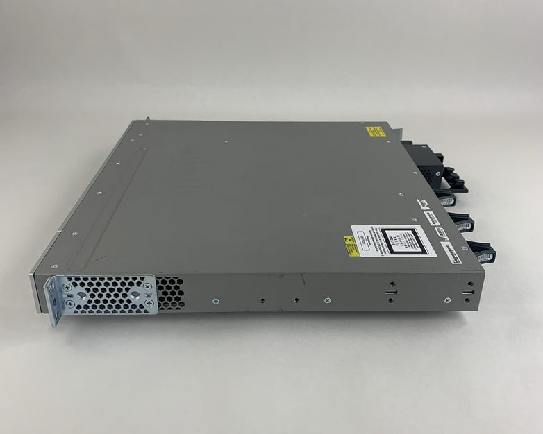 Cisco WS-C3850-48P-L V07 48-Port PoE Switch Tested w/ C3850-NM-4-10G 1x PSU