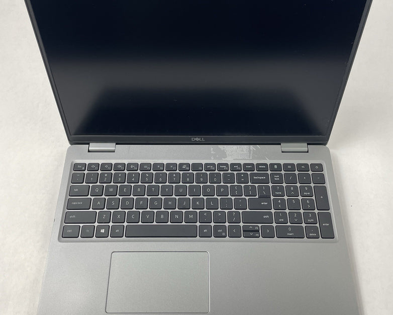 Dell Latitude 5520 15.6" i5-1135G7 2.40 GHz 8 GB RAM No SSD/OS/AC - Bad C-Port