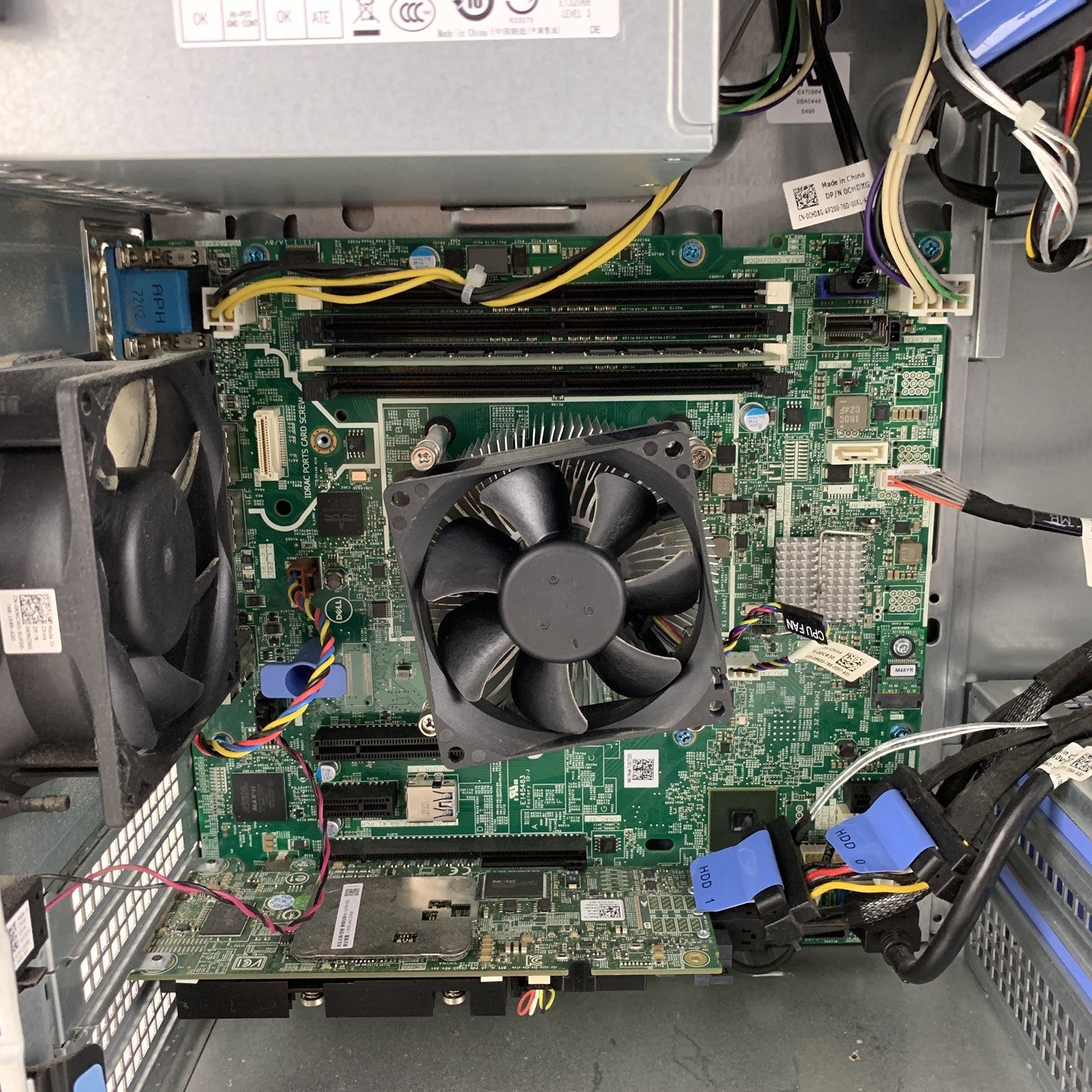 Dell PowerEdge T130 Server Xeon E5-1220v5 3 GHz 16 GB RAM NO HDD NO OS