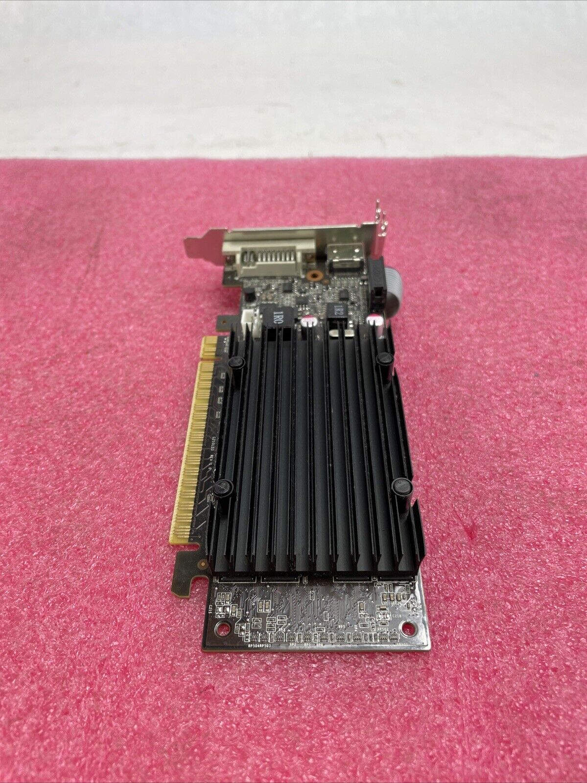 EVGA NVIDIA GeForce 210 PCIe 1GB Graphics Card O1G-P3-1312-KR