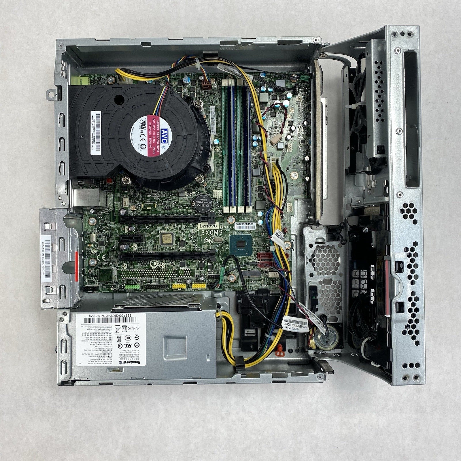 Lenovo ThinkCentre M920s SFF Intel Core i5-8500 3GHz 8GB RAM No HDD No OS