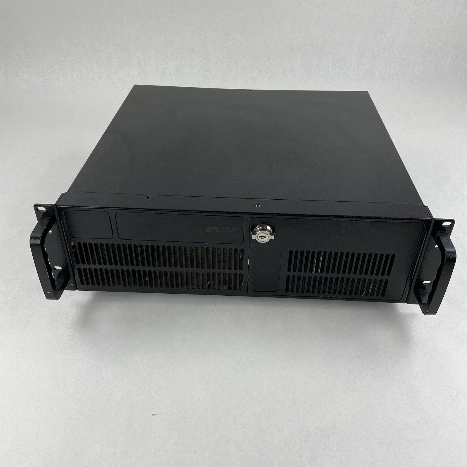 Unbranded 2U Server Chassis Barebones 19" x 18" x 5.5"