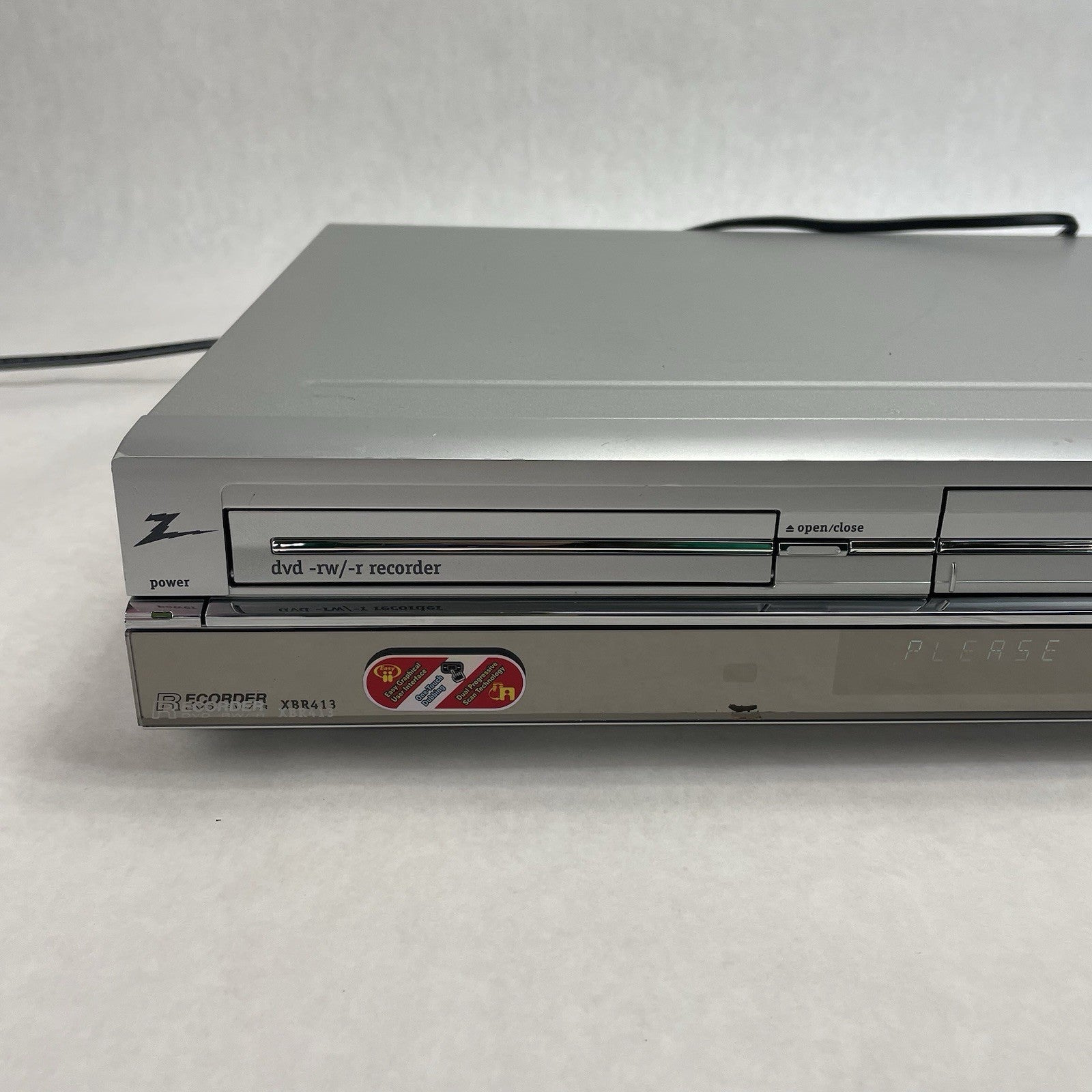 Zenith Model-XBR413 Recorder / Video Cassette Tested No Remote2