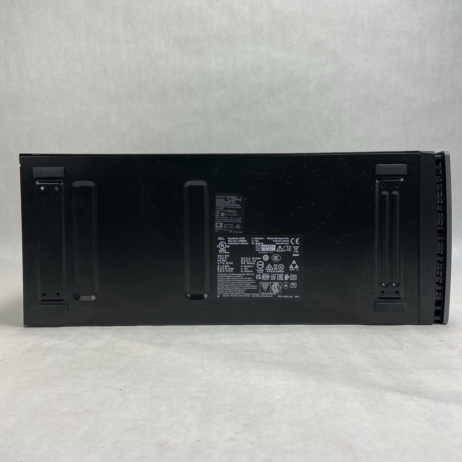 Dell XPS 8950 MT Intel Core i5-12400 2.5GHz 8GB RAM No HDD No OS7