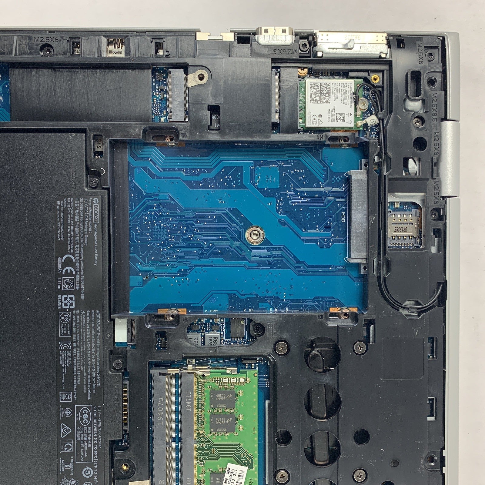 HP Elitebook 850 G3 15.6" i5-6200U 2.3 GHz 8 GB Ram No OS No HDD No AC No Batt