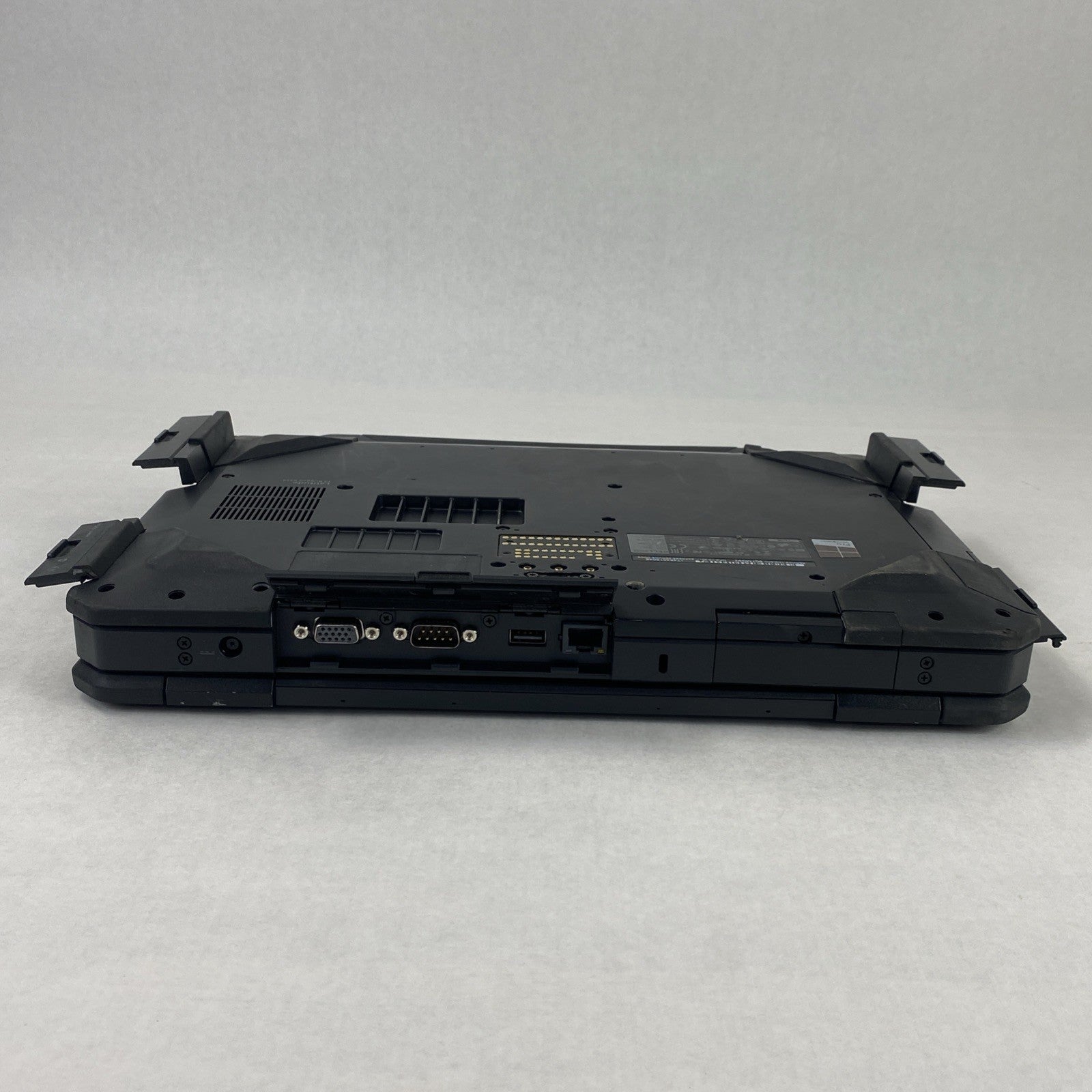 Dell Latitude 14 Rugged 5414 14" Core i5-6300U 2.40 GHz 8GB RAM No HDD No OS