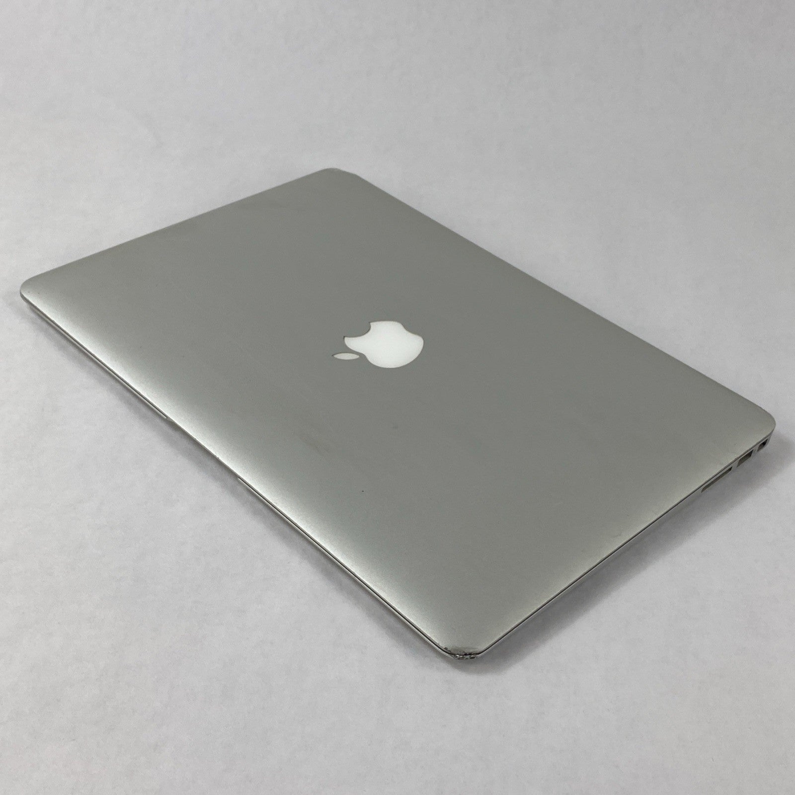 Apple MacBook Air A1369 2011 13" 1.7GHz i5 4GB RAM 250GB SSD os10.13.6 109Cycles14