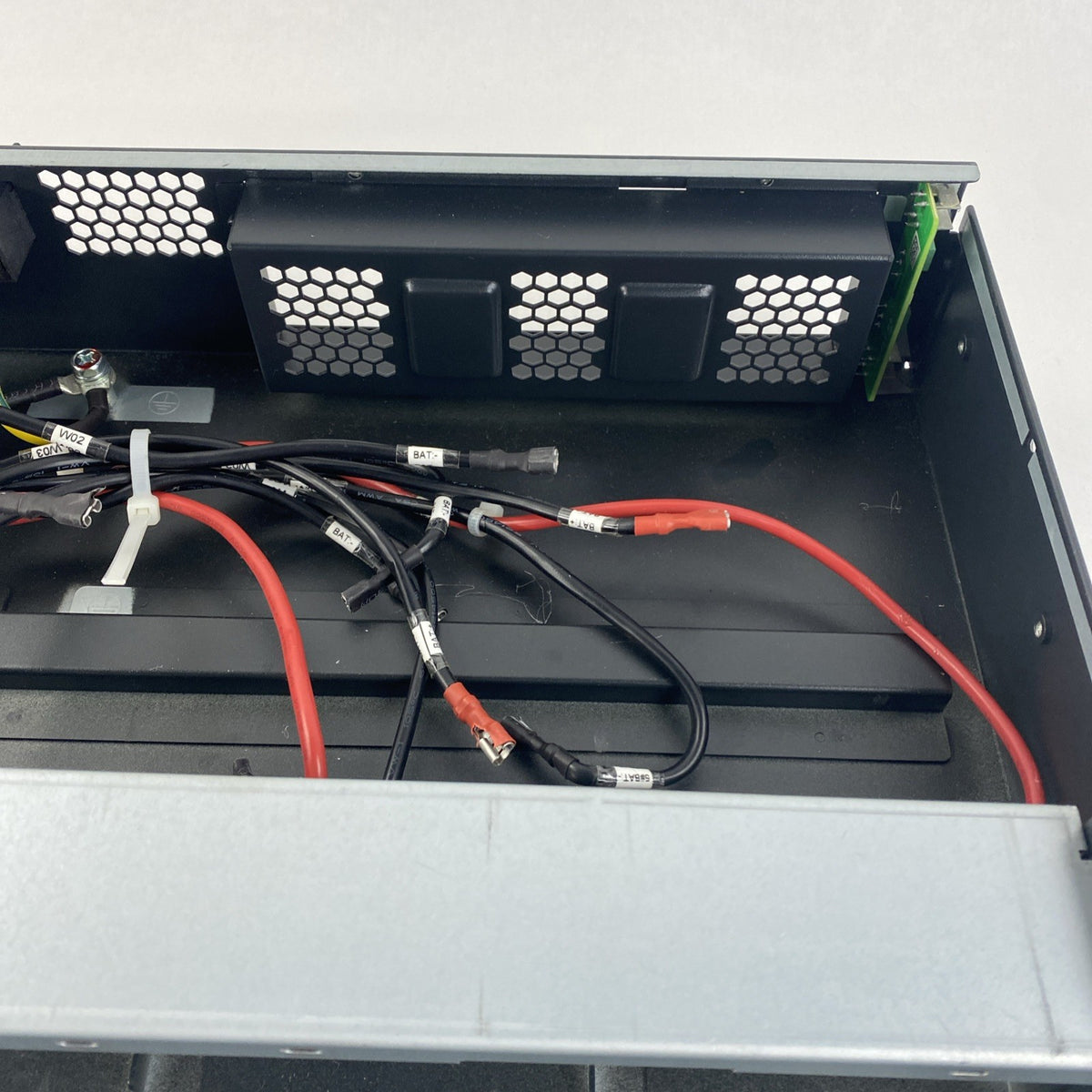 Vertiv Liebert GXT5-EBC48VRT2U GXT5 Tested No Batteries - No Rack Ears No Bezel11