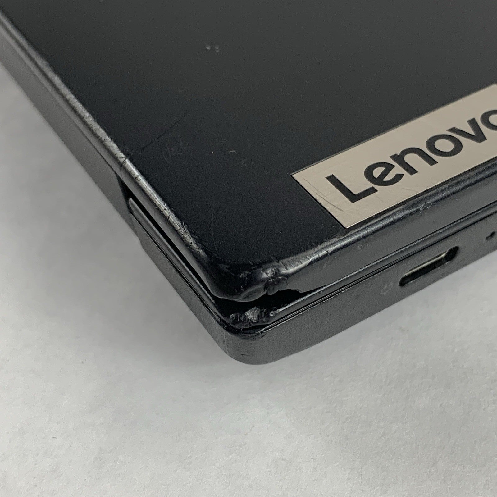 Lenovo ThinkPad E14 Gen 3 14" Ryzen 5 5500U 2.1Ghz 8GB Ram No OS/HDD/AC Scratch10