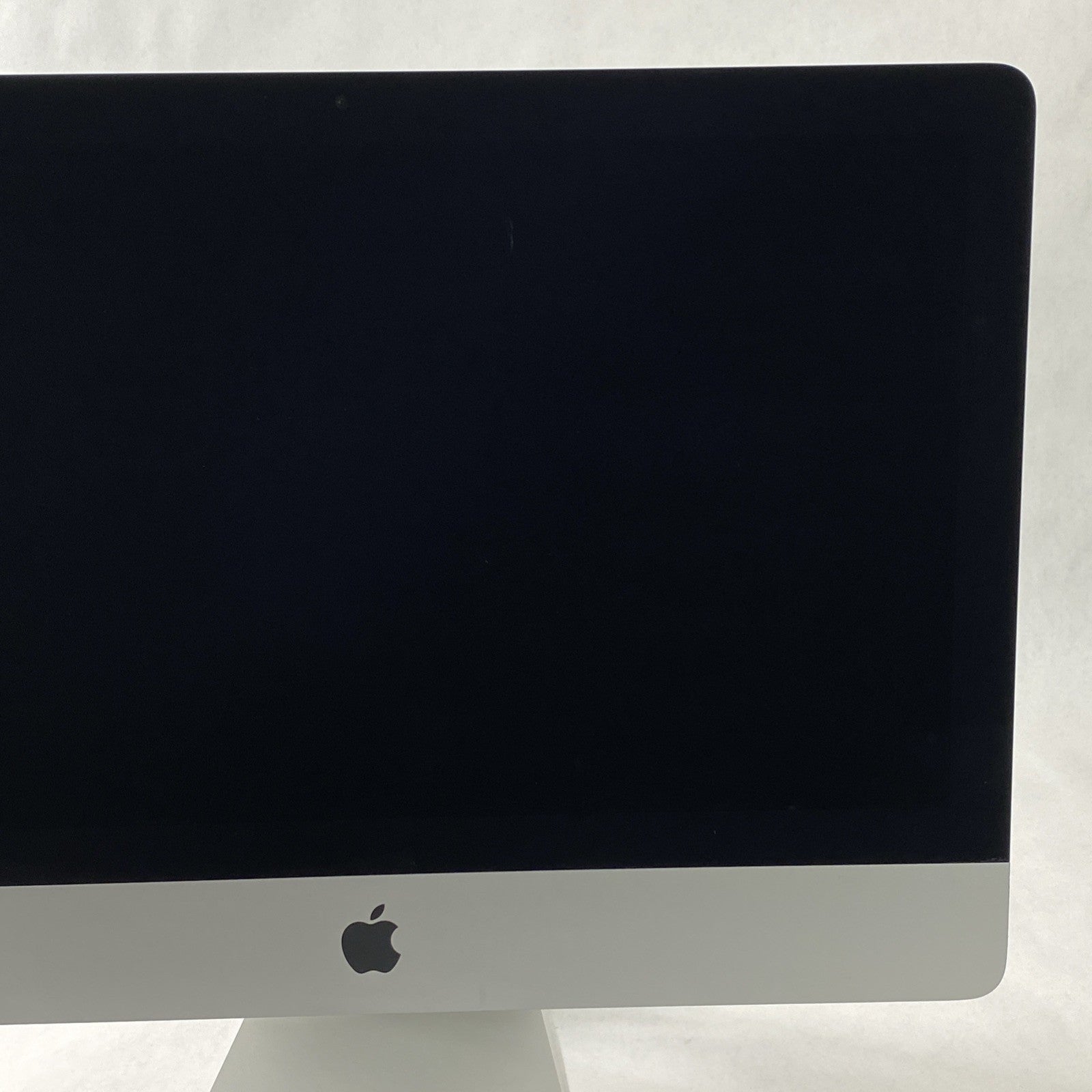 Apple A1418 iMac 21.5" 2013 2.7GHz Core i5 8GB RAM 500GB SSD macOS 10.15.7