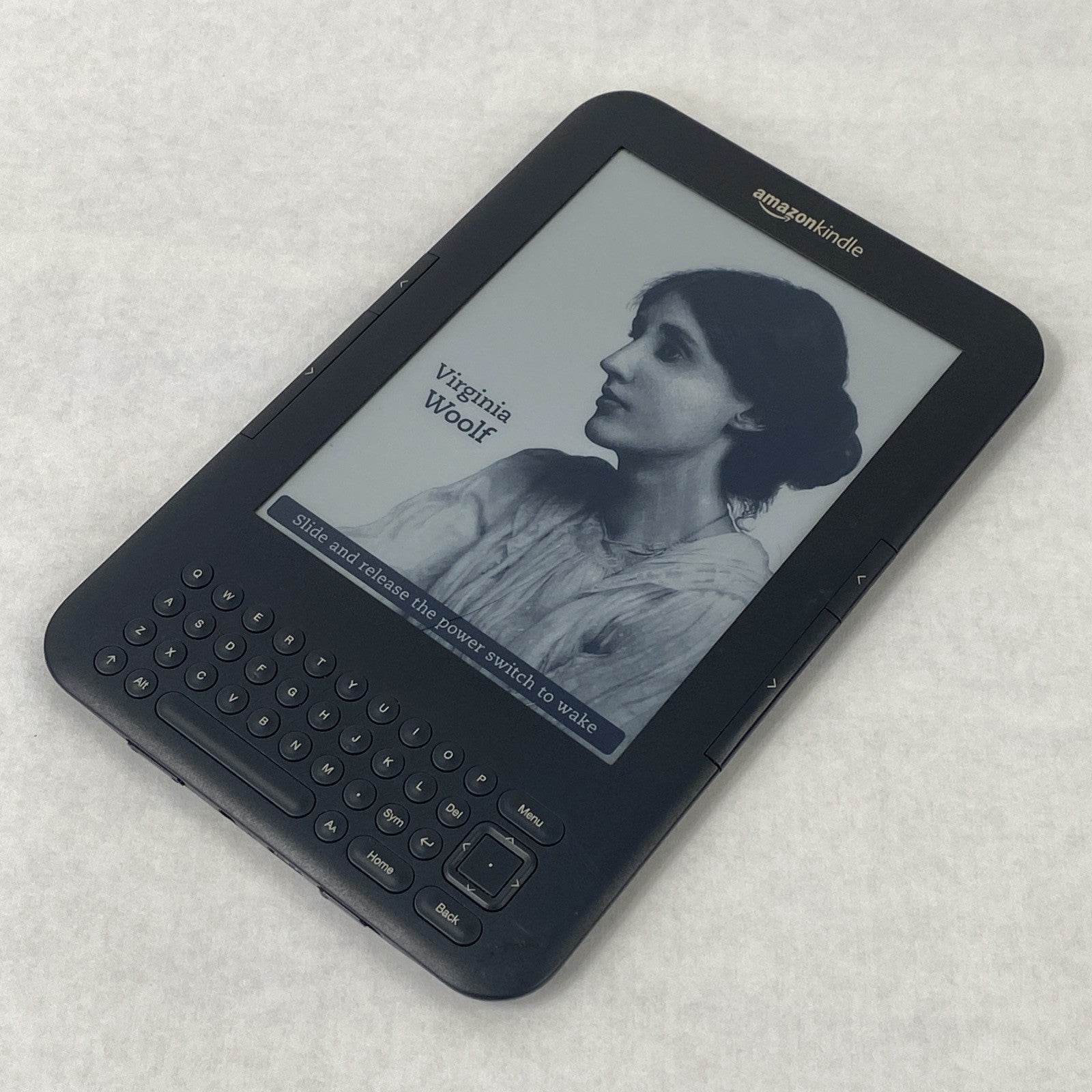 Amazon D00901 Kindle 3rd Gen Keyboard 4GB WiFi 6" Black