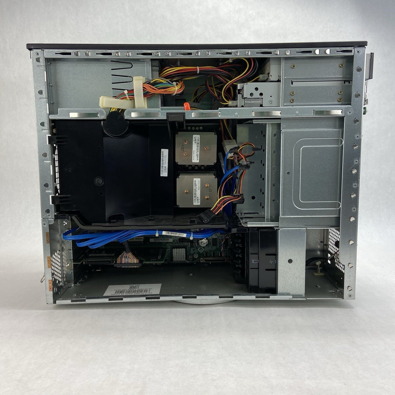 Dell PowerEdge 1800 Server 2x Intel Xeon 2.8GHz 4GB RAM No HDD No OS7